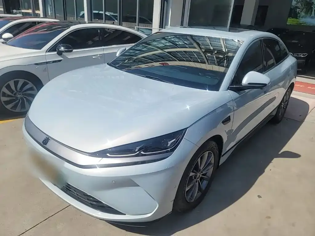 BYD Qin L EV 545KM Superior 2025 — фото 2