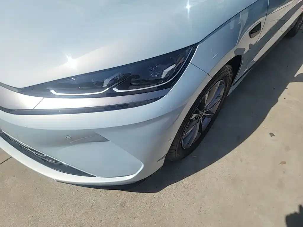 BYD Qin L EV 545KM Superior 2025 — фото 24