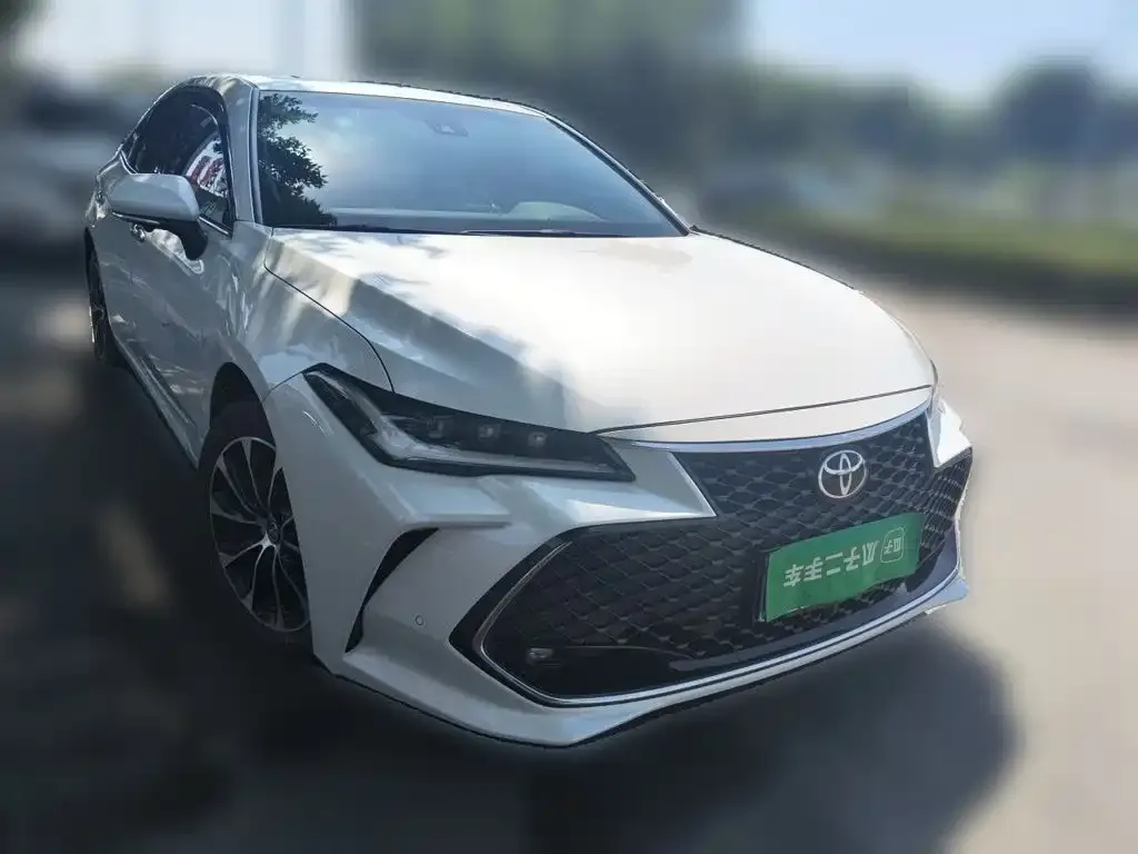 Toyota Avalon 2.5L Luxury Edition 2022 — фото 24