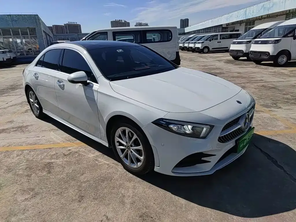 Mercedes-Benz A-Class Facelift A 200 L Sport Sedan Dynamic 2020 — фото 4