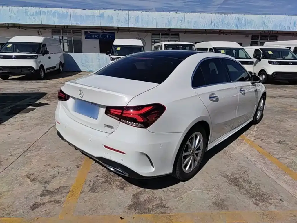 Mercedes-Benz A-Class Facelift A 200 L Sport Sedan Dynamic 2020 — фото 7