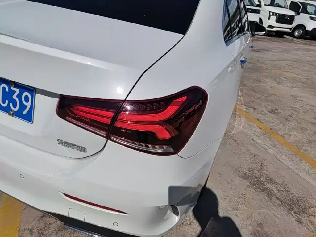 Mercedes-Benz A-Class Facelift A 200 L Sport Sedan Dynamic 2020 — фото 8