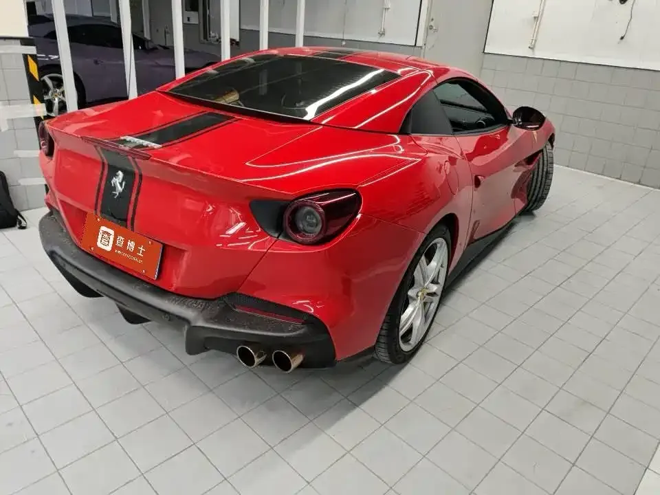 Ferrari Portofino Model 3.9T M 2023 — фото 3
