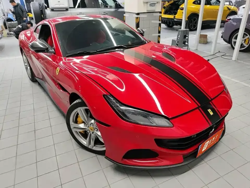 Ferrari Portofino Model 3.9T M 2023 — фото 2