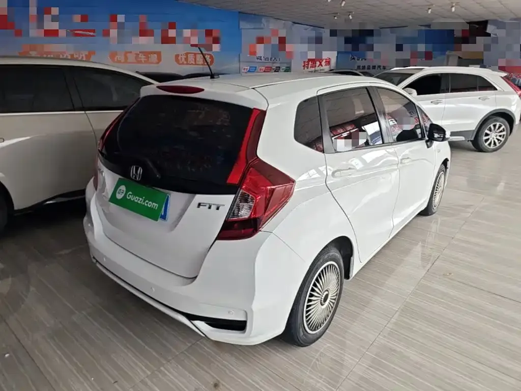 Honda Fit 1.5L CVT Comfort Edition 2019 — фото 7