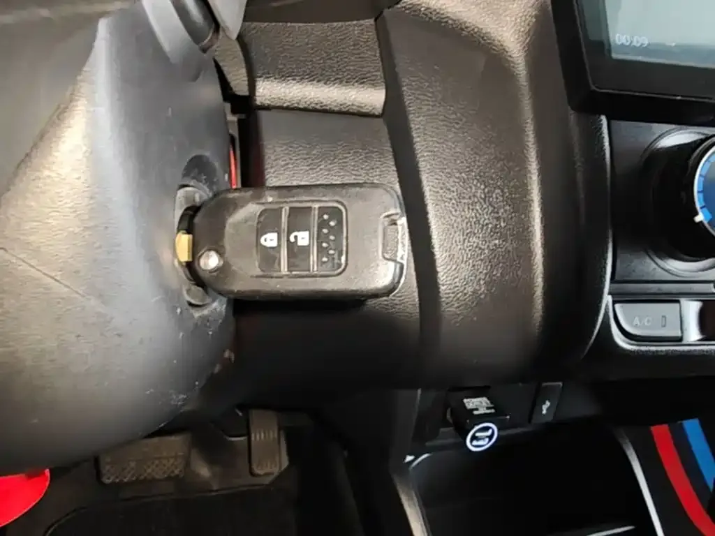Honda Fit 1.5L CVT Comfort Edition 2019 — фото 9