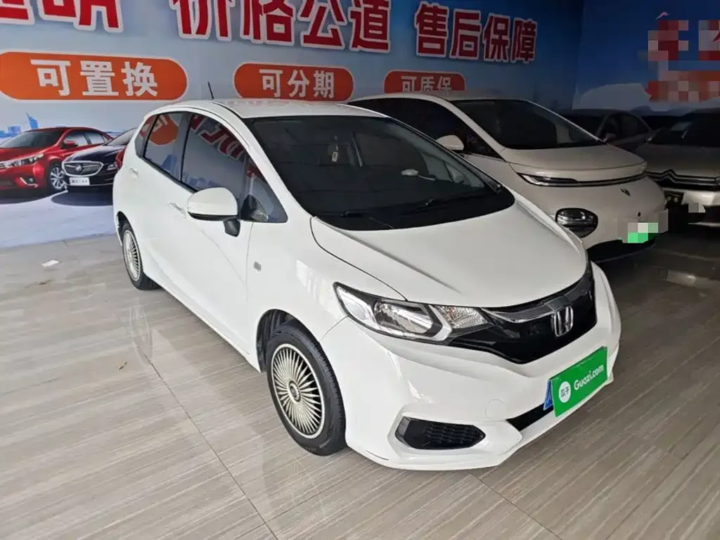 Honda Fit 1.5L CVT Comfort Edition 2019 — фото 4
