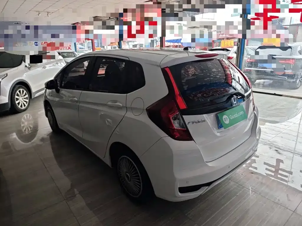 Honda Fit 1.5L CVT Comfort Edition 2019 — фото 5