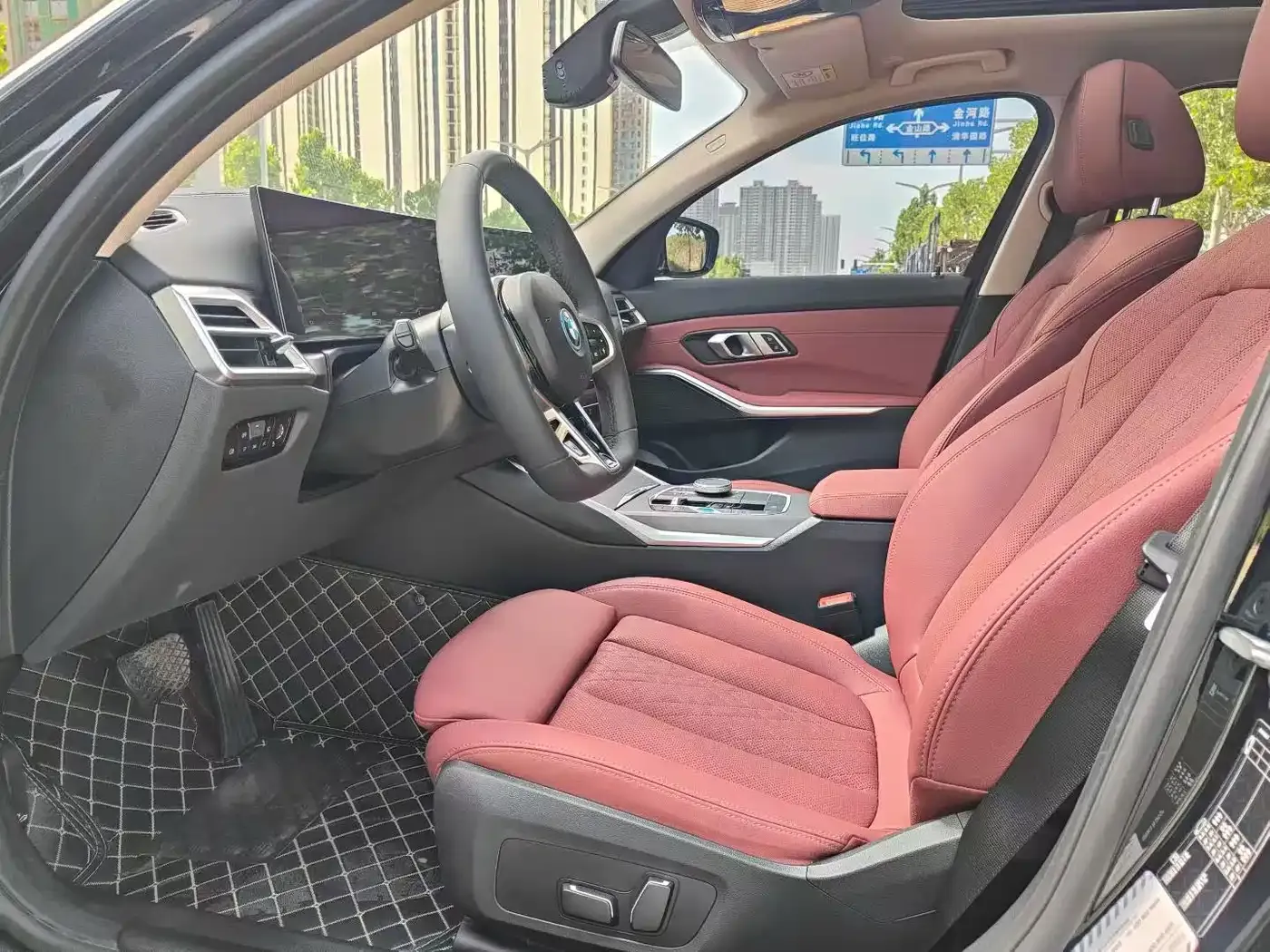 BMW i3 eDrive 35 L 2025 — фото 5