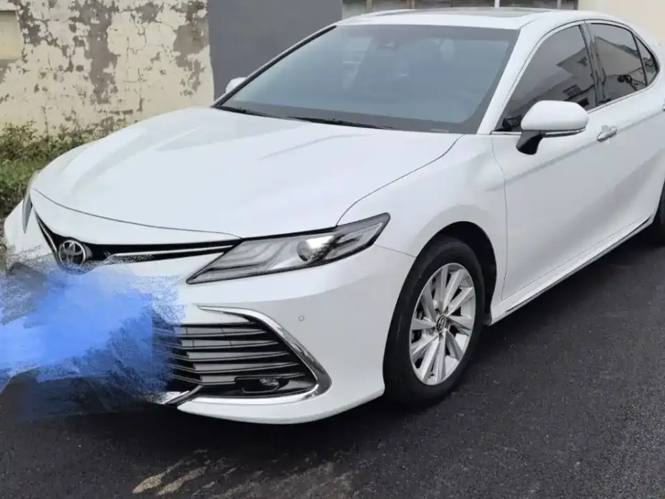 Toyota Camry 2.0G Luxury Edition 2023