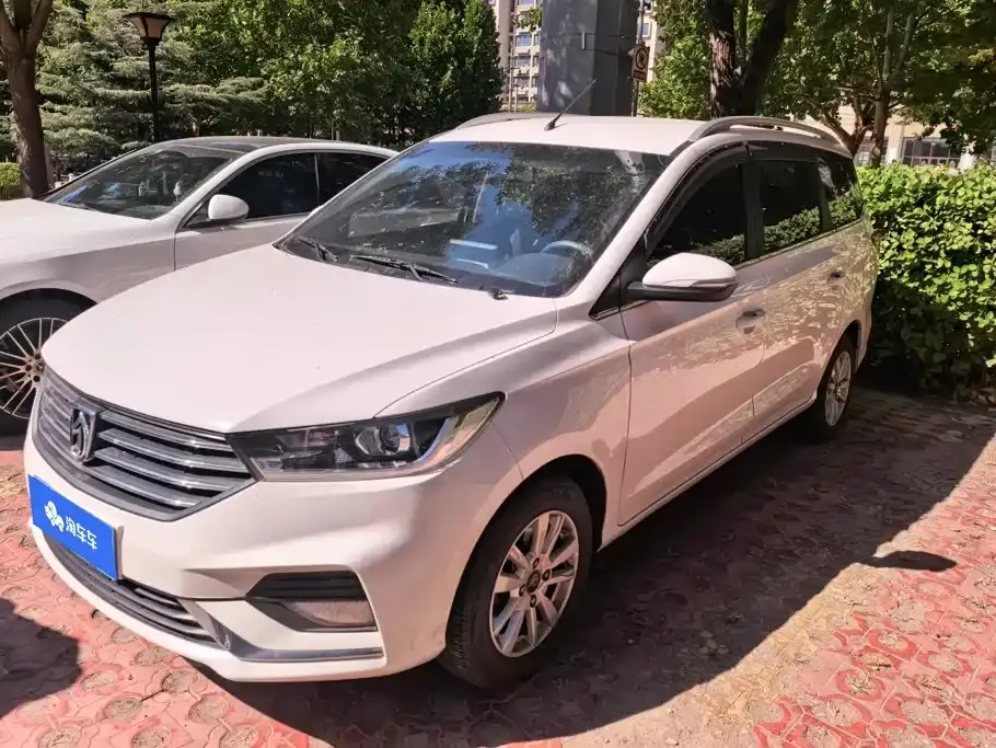 Baojun 360 1.5L Manual Elite China VI 2019