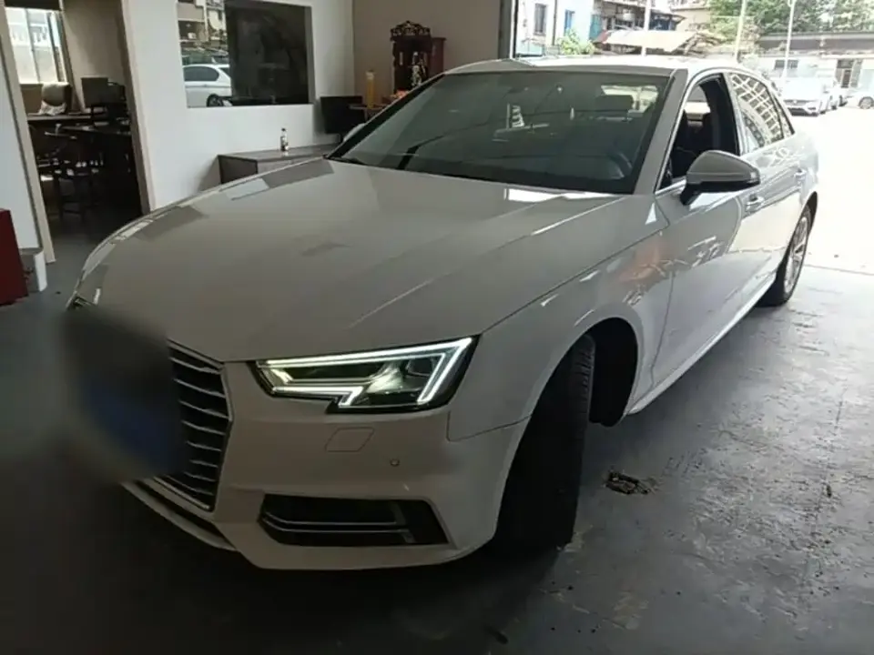 Audi A4L 30th Anniversary 40 TFSI Progressive 2019