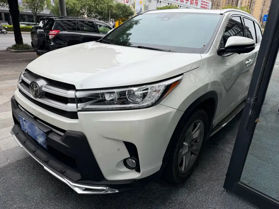 Toyota Highlander 2.0T 4WD Luxury 7-seater China VI 2019