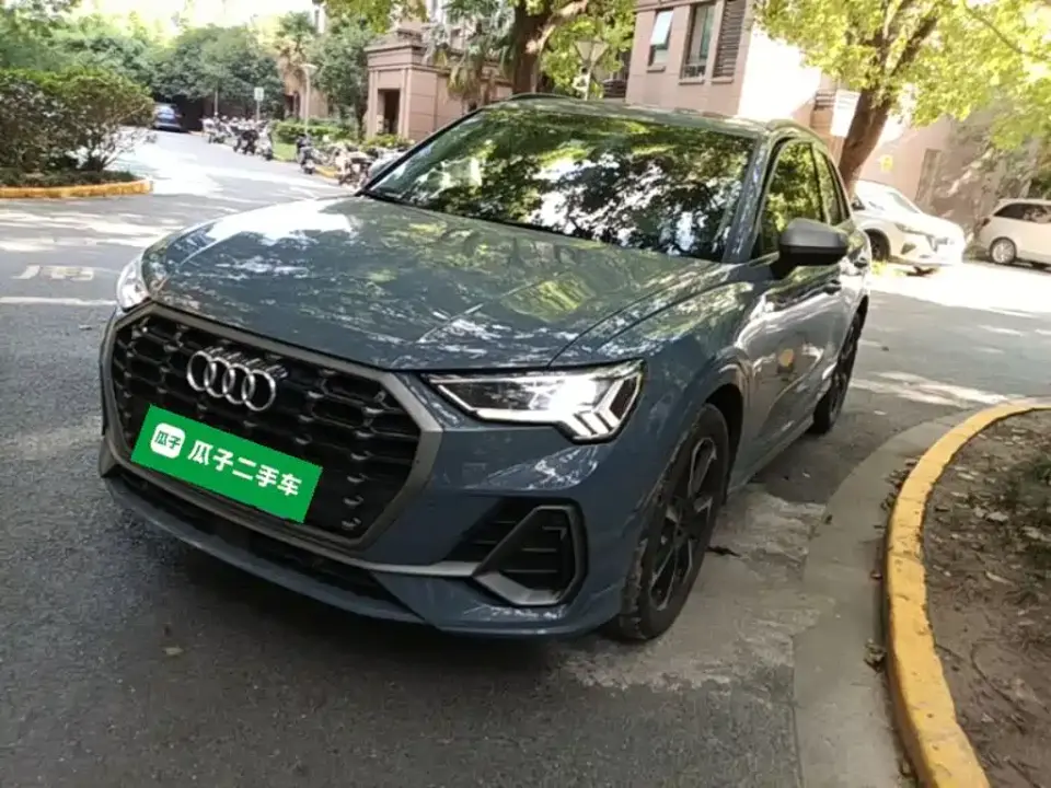 Audi Q3 Model 40 TFSI RS Kit Speed Edition 2021