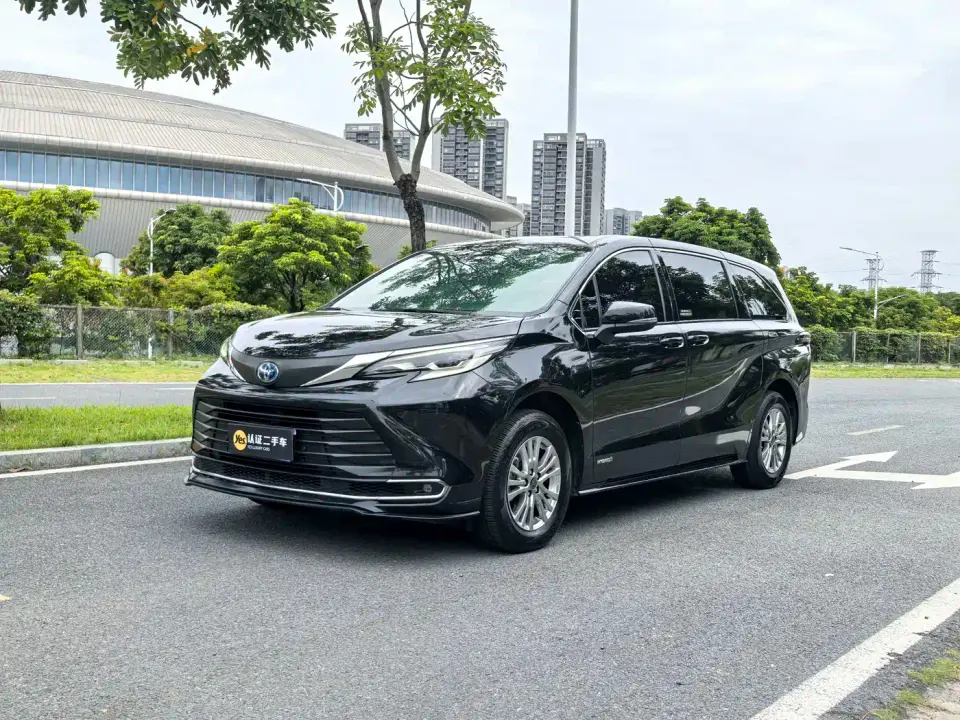 Toyota Sienna 2.5L Hybrid Comfort Edition 2022