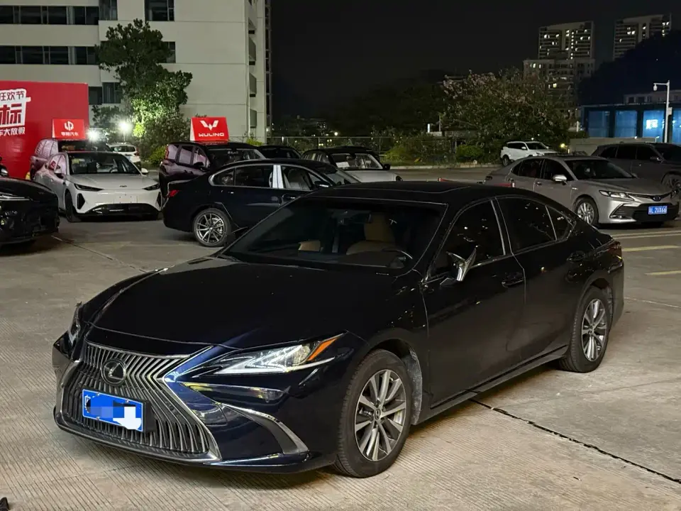 Lexus ES Model 260 Excellence Edition China V 2021