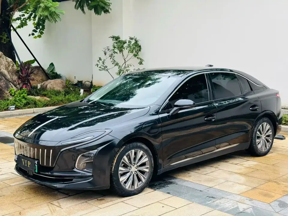 Hongqi E-QM5 431km Charging Enjoyment Edition 2022