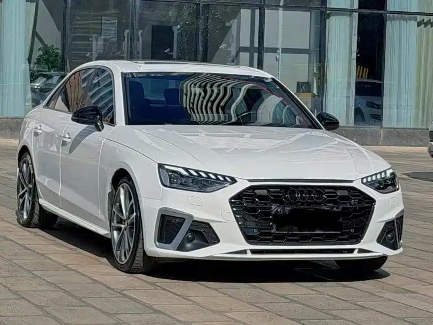 Audi A4L 45 TFSI quattro Premium Dynamic 2021
