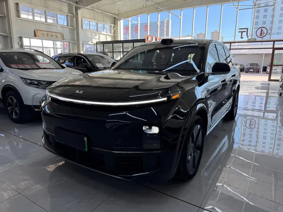 Li Auto Li L8 Pro 2024