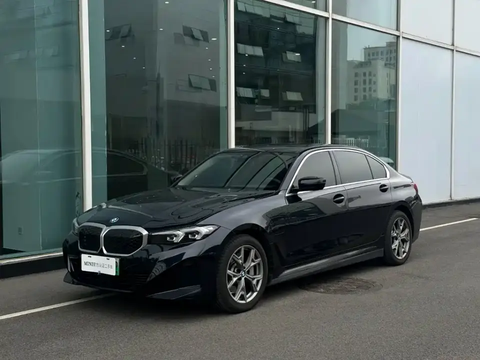 BMW i3 eDrive 35 L 2025