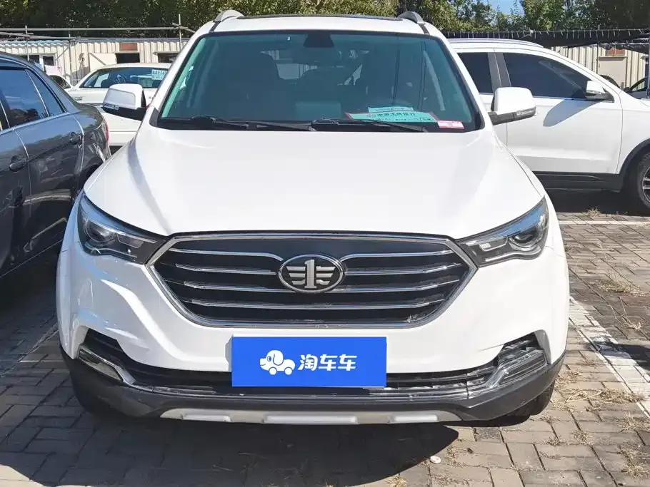 Besturn X40 1.6L Auto Luxury Type China V 2019 — фото 2