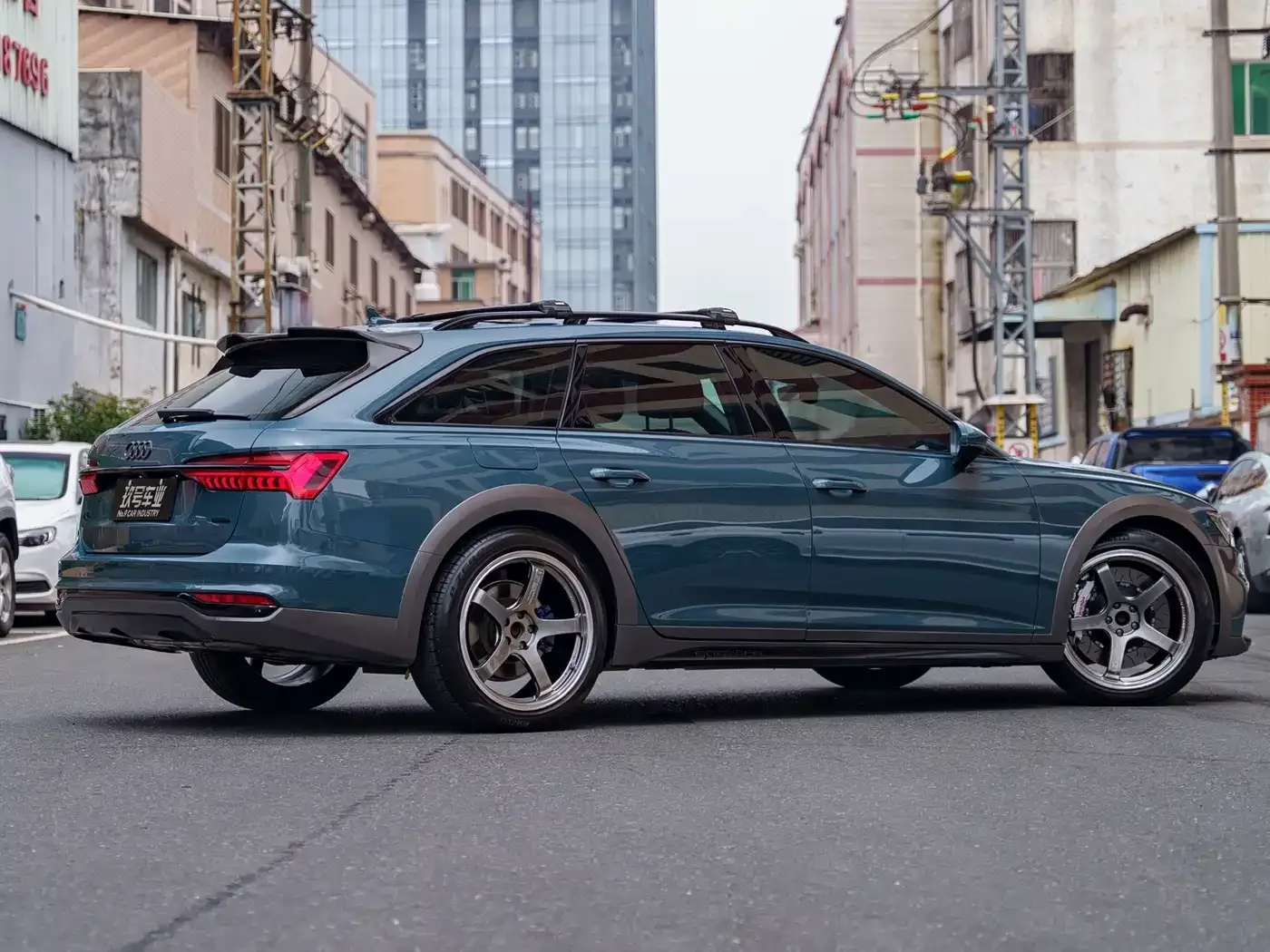 Audi A6 (Import) allroad quattro Explorer 55 TFSI Premium Off-Road 2020 — фото 3