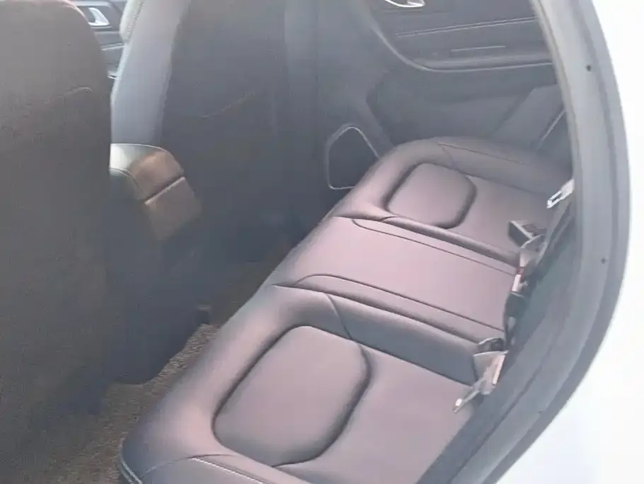 Besturn X40 1.6L Auto Luxury Type China V 2020 — фото 11
