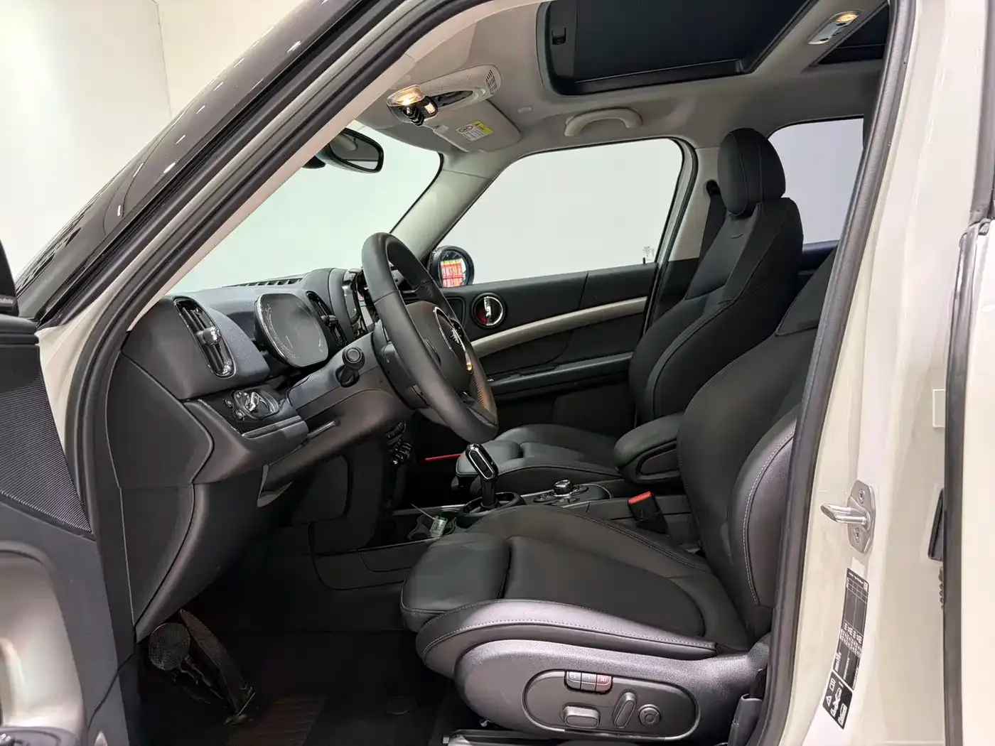Mini COUNTRYMAN Facelift 1.5T COOPER ALL4 Connoisseur 2023 — фото 11