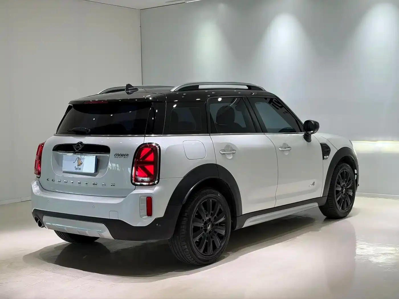 Mini COUNTRYMAN Facelift 1.5T COOPER ALL4 Connoisseur 2023 — фото 4