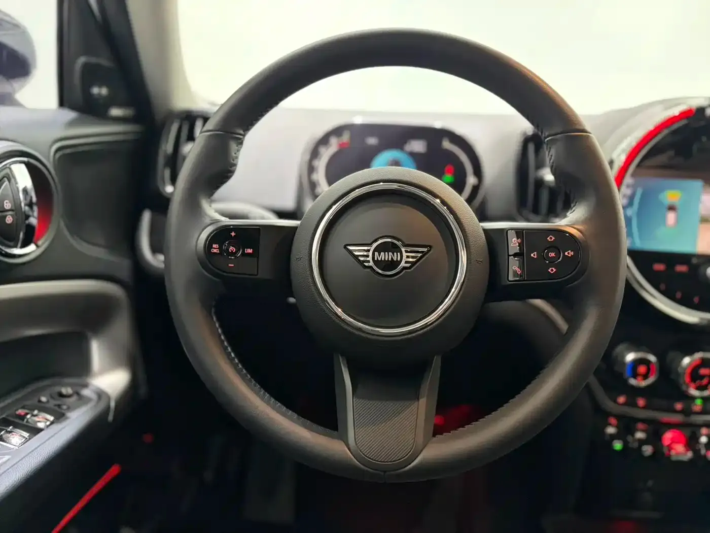 Mini COUNTRYMAN Facelift 1.5T COOPER ALL4 Connoisseur 2023 — фото 8