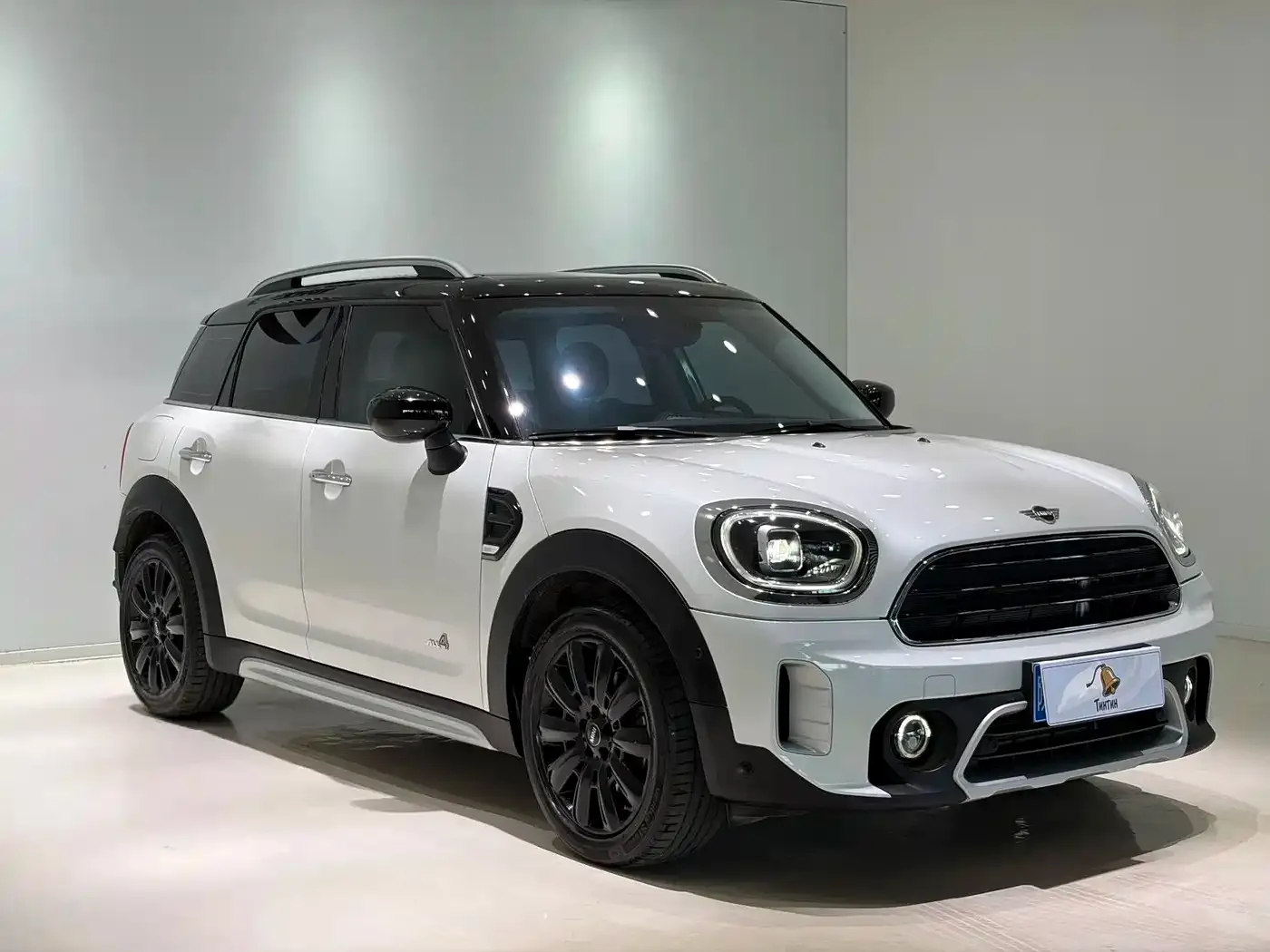 Mini COUNTRYMAN Facelift 1.5T COOPER ALL4 Connoisseur 2023 — фото 3