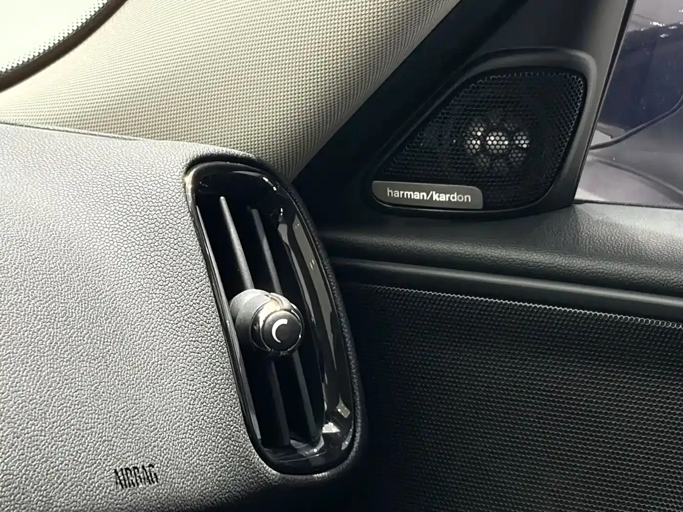 Mini COUNTRYMAN Facelift 1.5T COOPER ALL4 Connoisseur 2023 — фото 19
