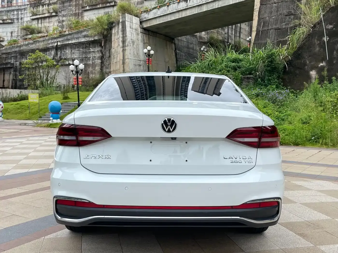 Volkswagen Lavida Model 280TSI DSG Eternal Edition 2023 — фото 7