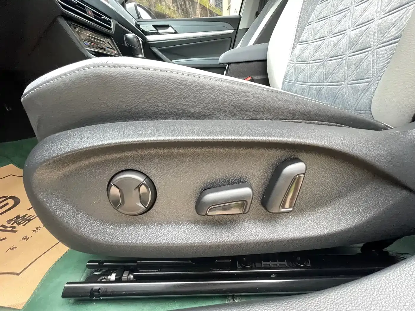 Volkswagen Lavida Model 280TSI DSG Eternal Edition 2023 — фото 13