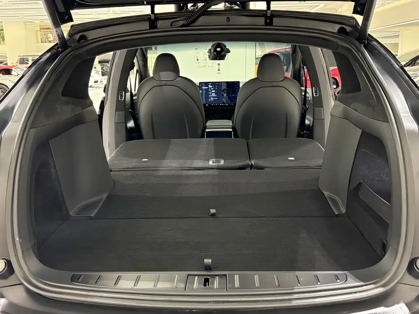 Tesla Model X Dual Motor All-Wheel Drive Edition 2023 — фото 18