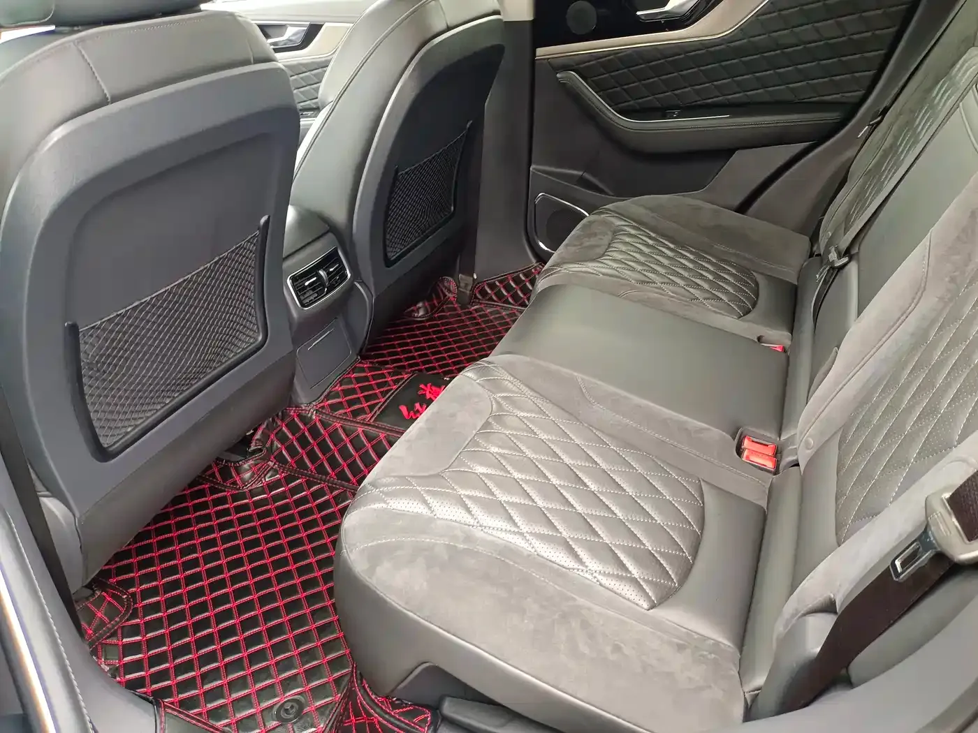 Hongqi HS5 2.0T Smart Connect Enjoy 4WD Edition 2020 — фото 5