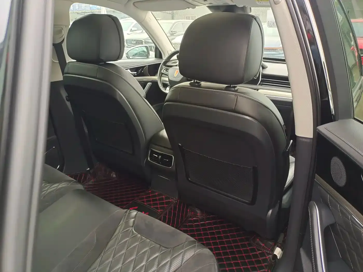 Hongqi HS5 2.0T Smart Connect Enjoy 4WD Edition 2020 — фото 8