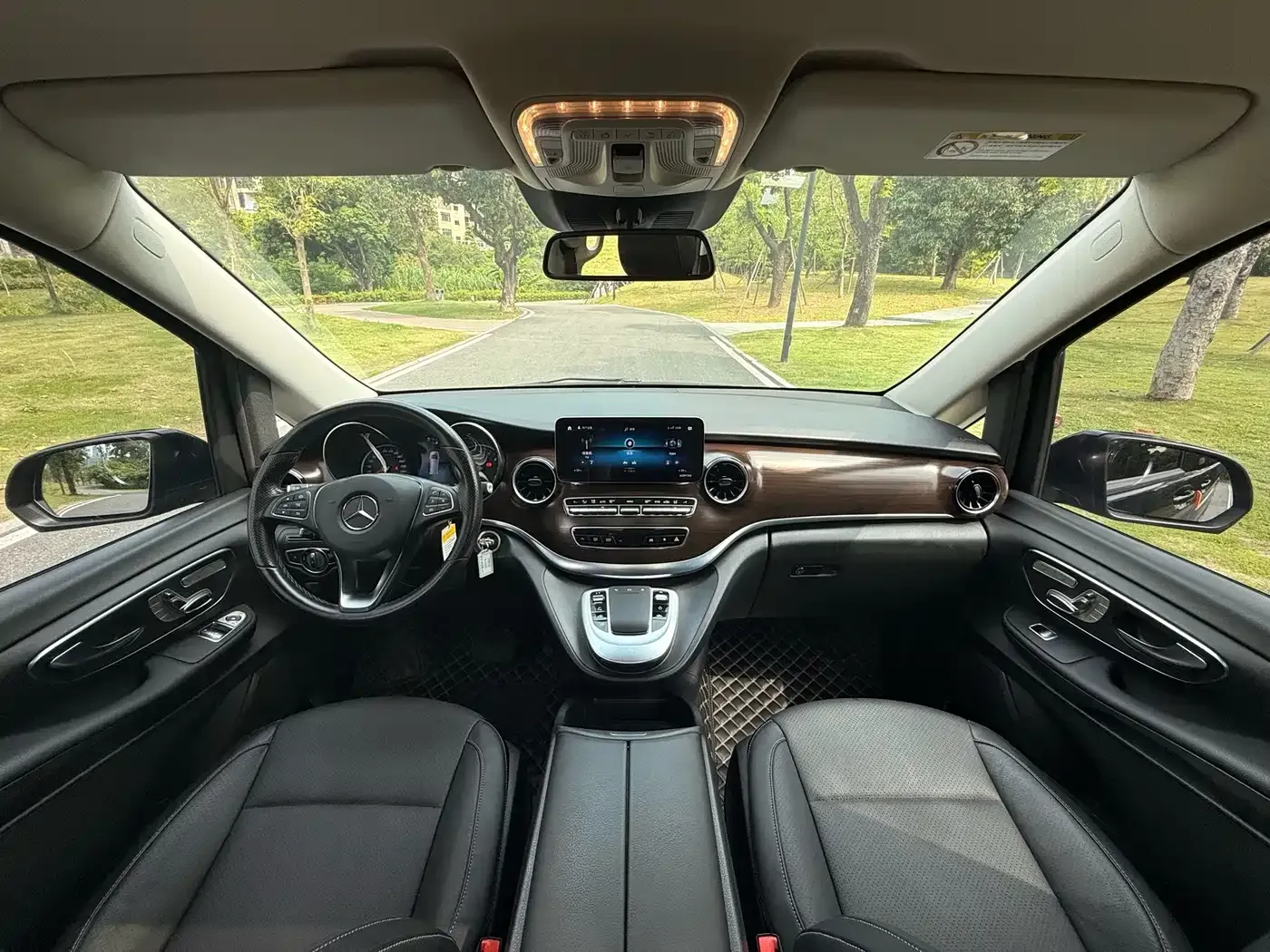 Mercedes-Benz V-Class V 260 Pilot Edition 2022 — фото 5