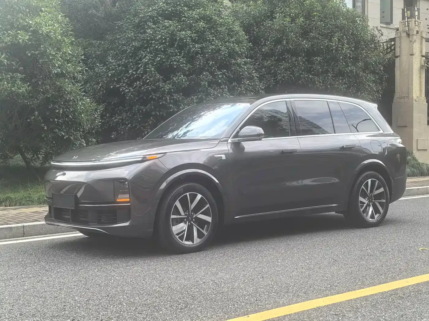 Li Auto Li L8 Pro 2023