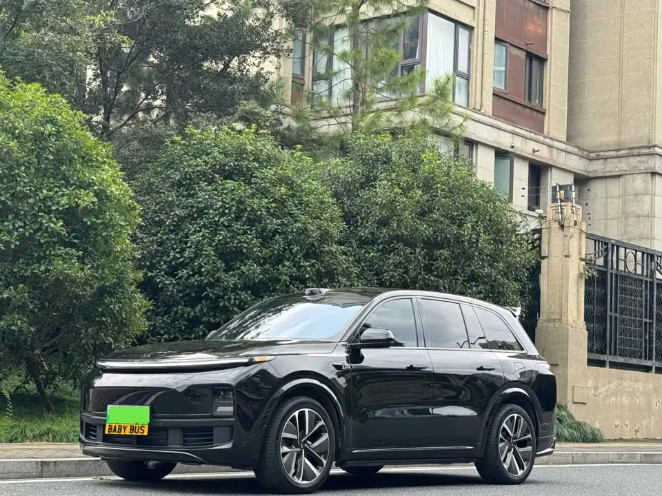 Li Auto Li L8 Max 2025