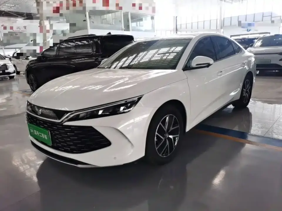BYD Qin L DM-i 120KM Leading 2025