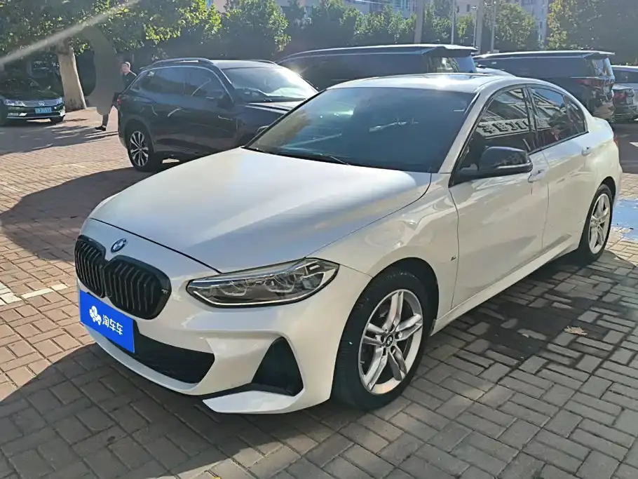 BMW 1 Series Facelift 120i M Sport Shadow Edition 2022