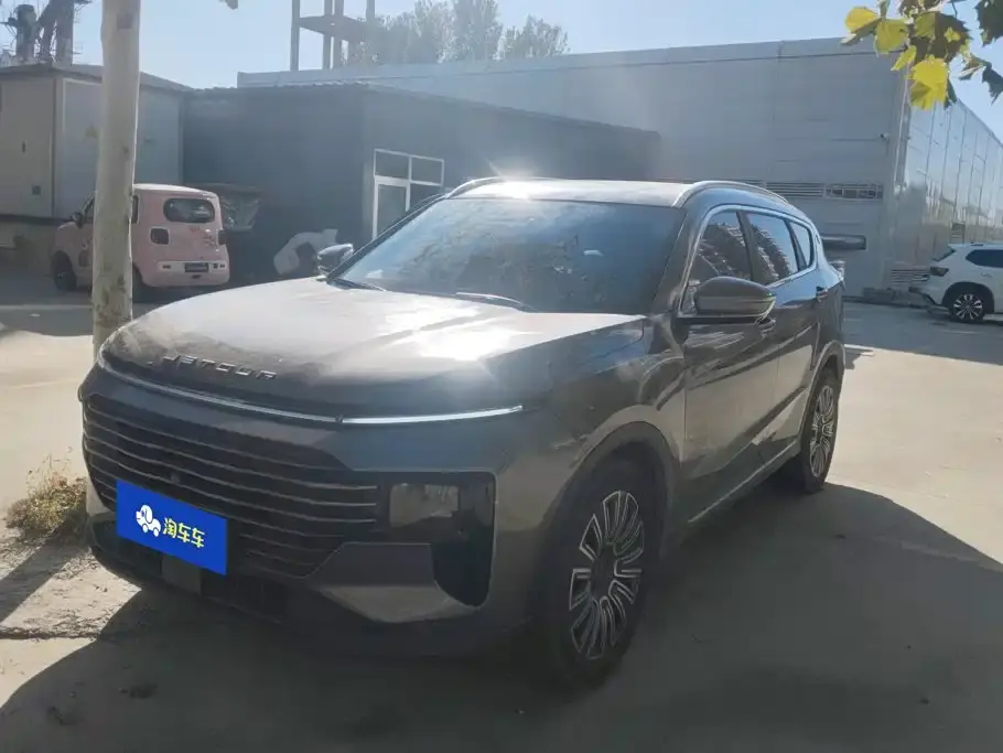 Jetour X70 PLUS 1.5T Luxury Edition 5-Seater 2024