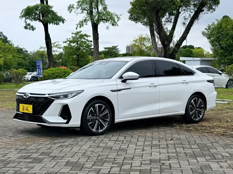 Chery Arrizo 8 1.6T DCT Smart 2024