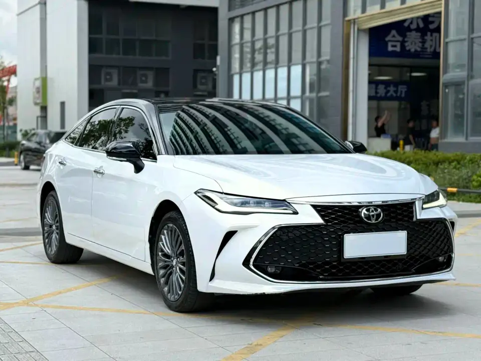 Toyota Avalon 2.5L Touring Premium Edition 2024