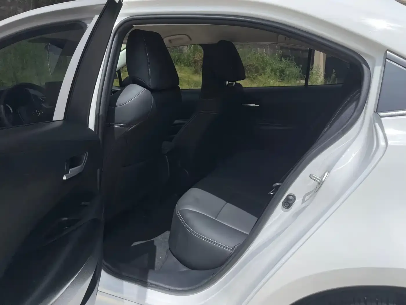 Toyota Corolla 1.2T S-CVT Pioneer PLUS Edition 2022 — фото 5