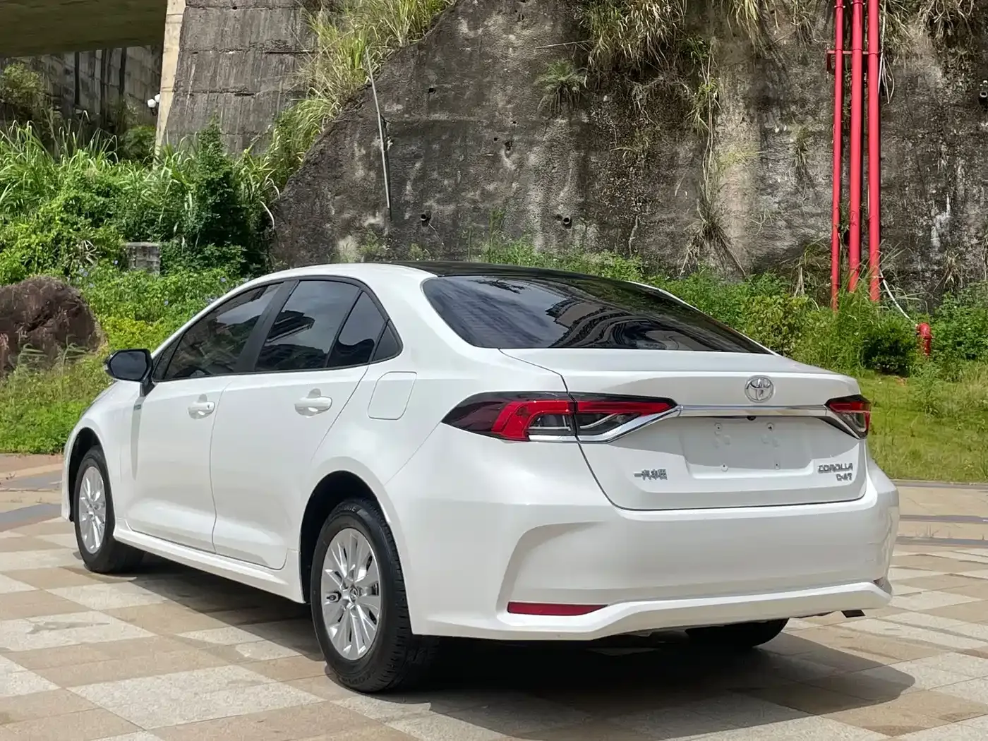 Toyota Corolla 1.2T S-CVT Pioneer PLUS Edition 2022 — фото 8