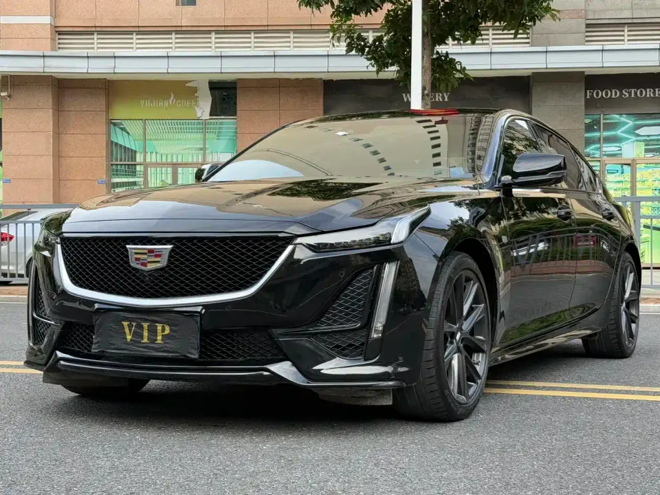 Cadillac CT5 28T Platinum Edition 2022