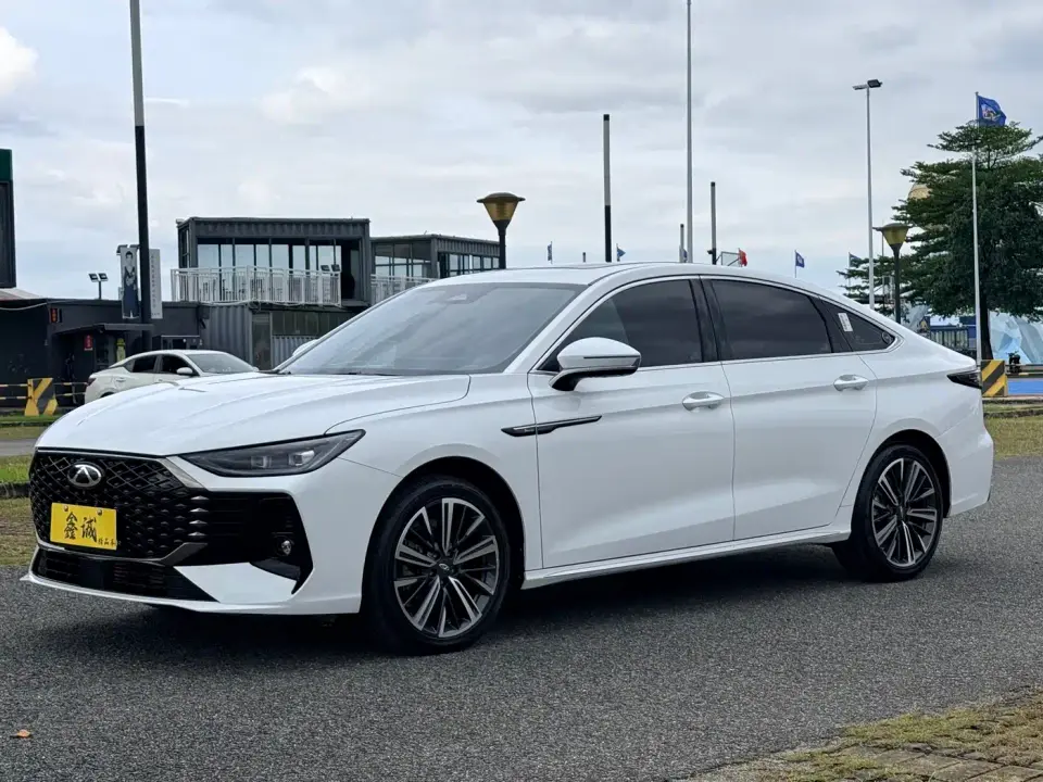 Chery Arrizo 8 PRO Pro 1.6T Luxury Model+ 2025