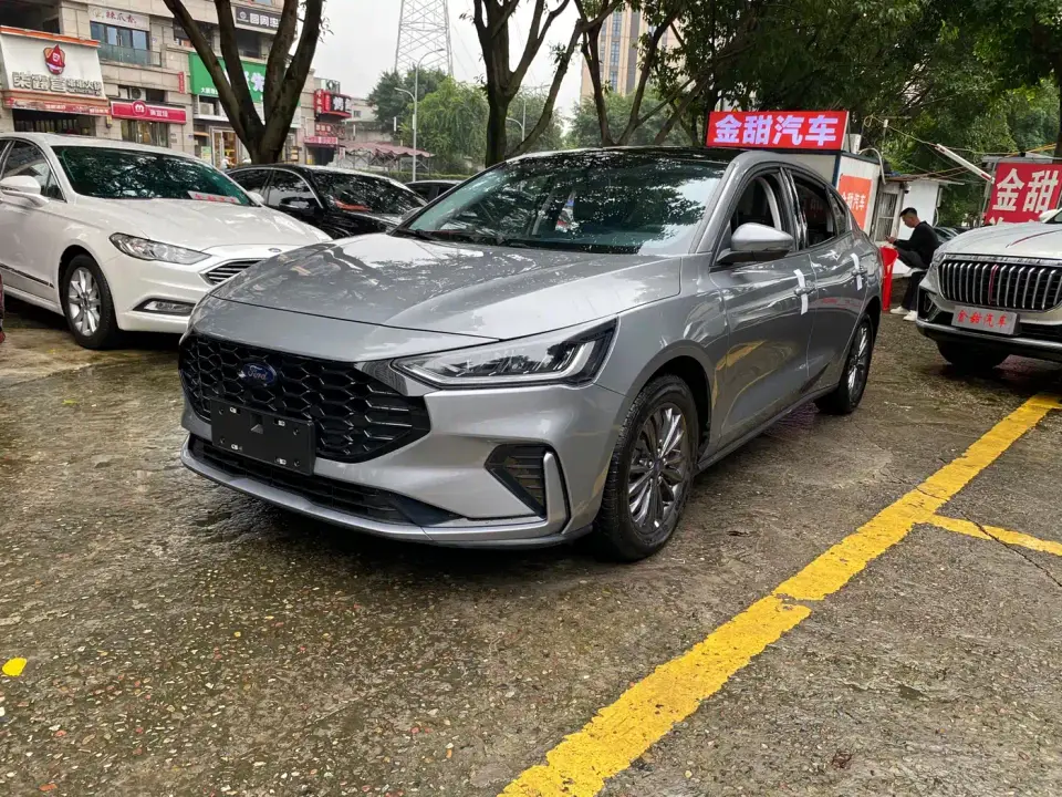 Ford Focus Sedan EcoBoost 180 Auto Speed Edition 2023